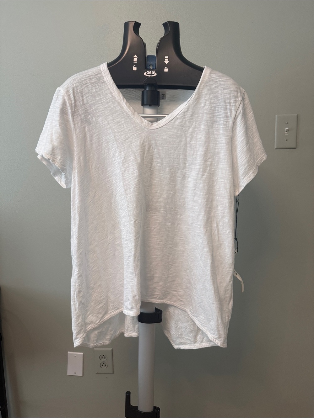 Wilt White V-Neck Short Sleeve Slub Top